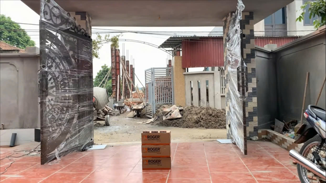 e37ac5e2 cbec 4d06 9649 8ae6dabef802