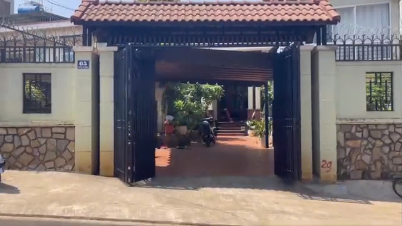 b33c7831 3594 498a 8de0 f46bb2a4e512